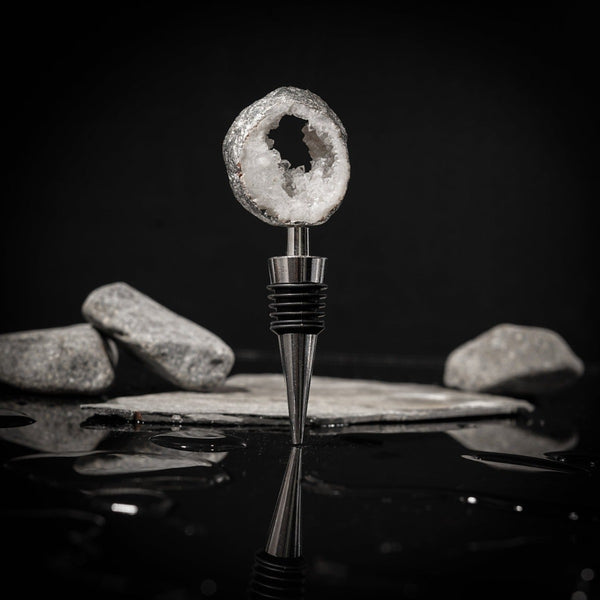 NIKITA Agate crystal bottle stopper to save wine, prosecco or champagne. A geode stopper with a gold or silver plated edge and quality plated stopper. Ideal christmas or engagement gift for couples.