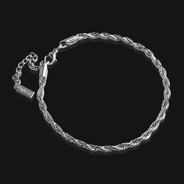 NIKITA twist chain bracelet with adjustable sizing and a hypoallergenic stainless steel base. Christmas everyday jewellery gift for her.