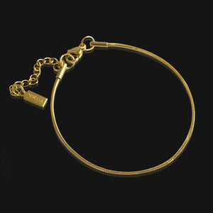 NIKITA 18k gold plated snake chain bracelet with adjustable sizing and a hypoallergenic stainless steel base. Christmas everyday jewellery gift for her.