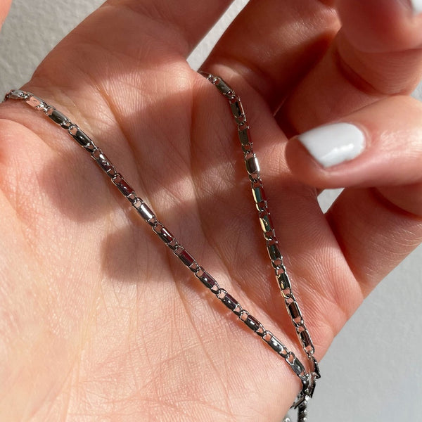 Hypoallergenic silver hotsell necklace chain