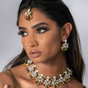 NIKITA leilani rhinestone encrusted statement tikka with an antique gold plated finish. A chunky design made with a hypoallergenic stainless steel base. Christmas everyday jewellery gift for her.